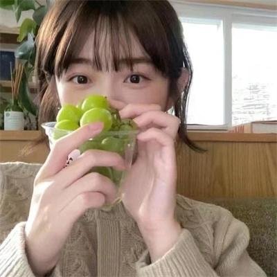 闪婚后，我成为全家福星